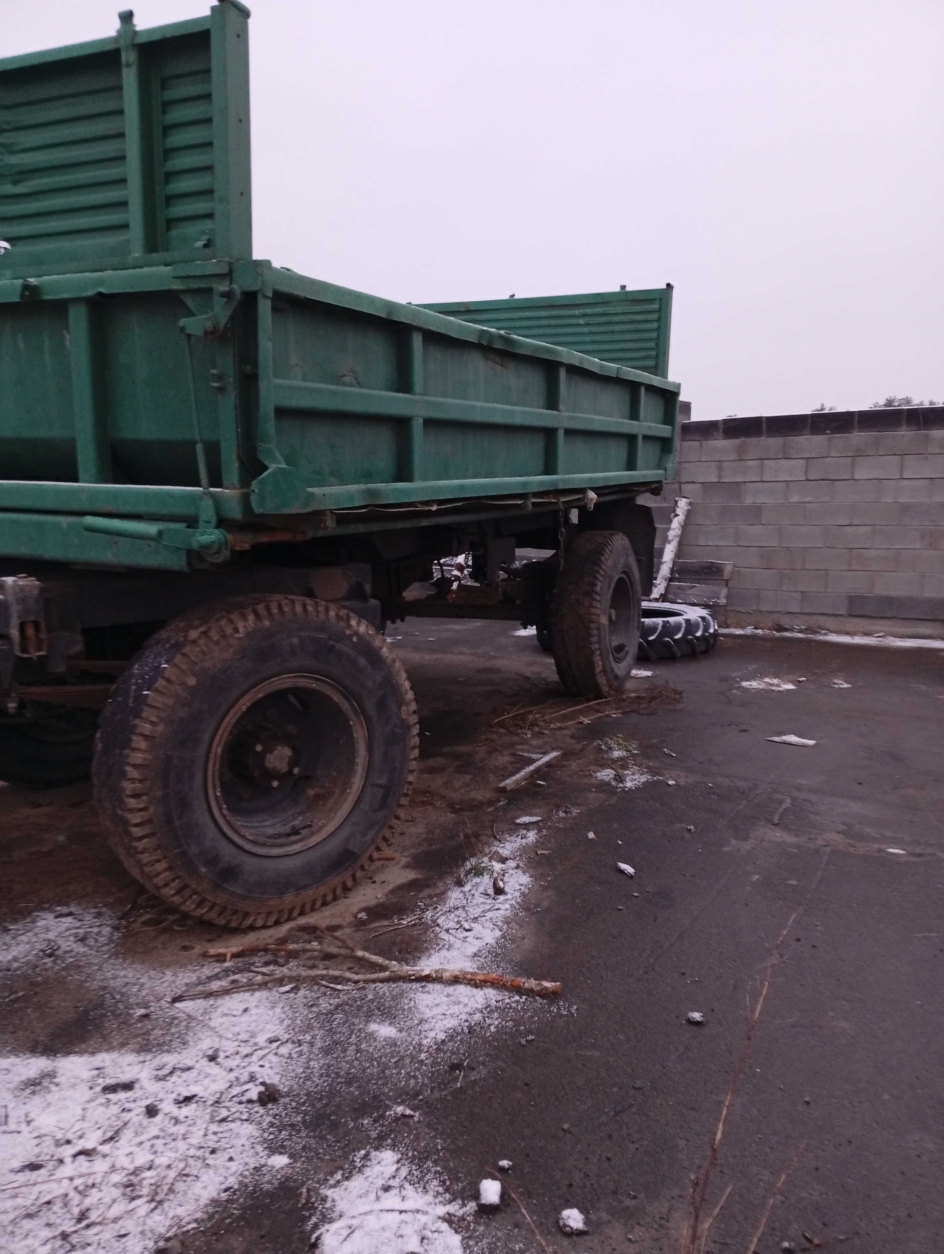 Продам прицеп зіловськи