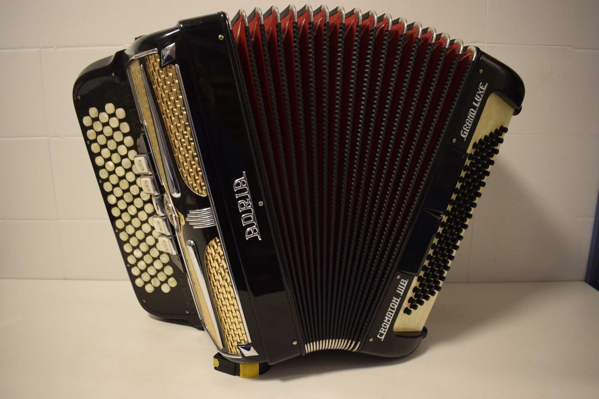Acordeao Adria Cromton Grand Lux 3 Voz  N . 183
