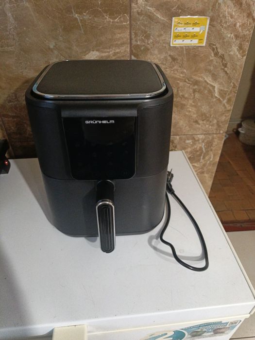 Продам  НОВУ Мультипіч 6л.