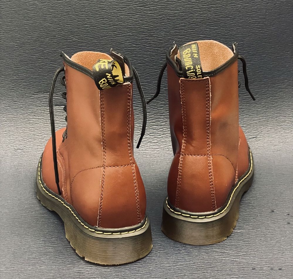 Glany kozaczki martensy timberki botki unisex workery czerwone