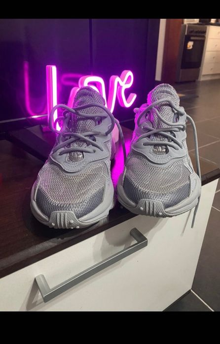 Sapatilhas adidas ozwego