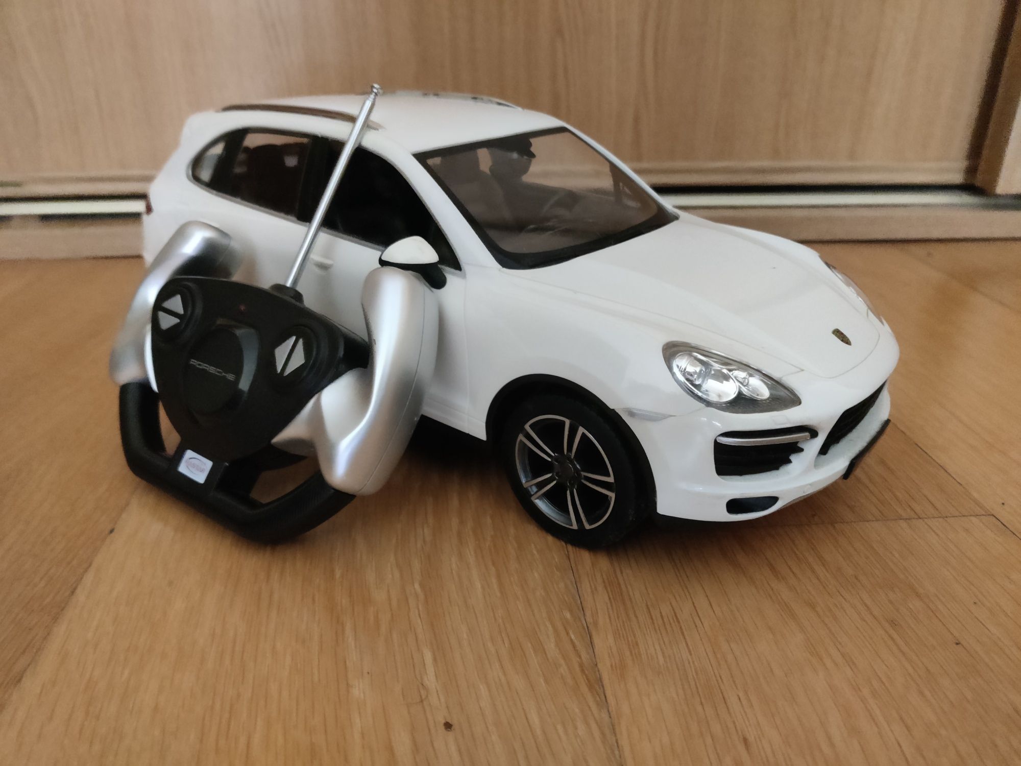 Porche Cayenne Telecomandado 1:14 Branco