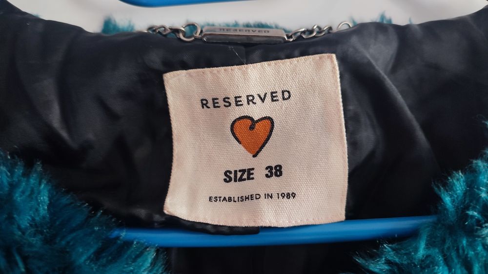 Futerko kożuch Reserved