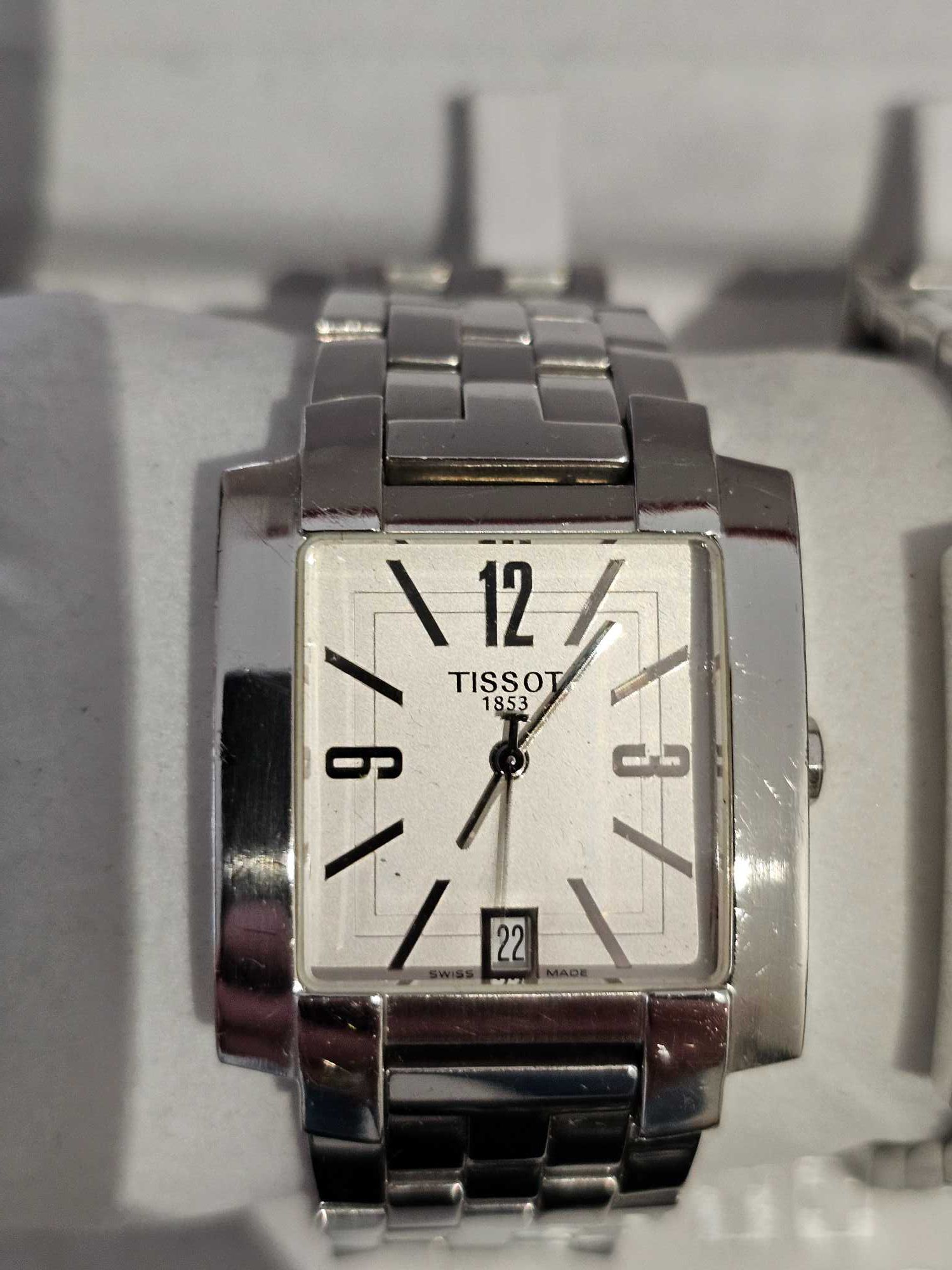 TISSOT Swiss Made