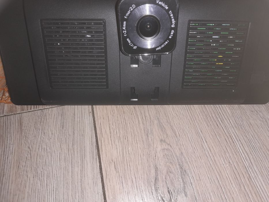 Stacja multimedialna do auta