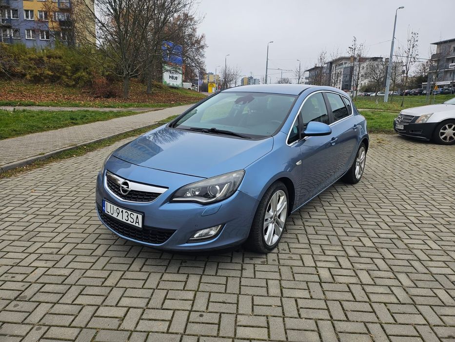 Opel Astra J 2.0 CDTI Sport/Opc