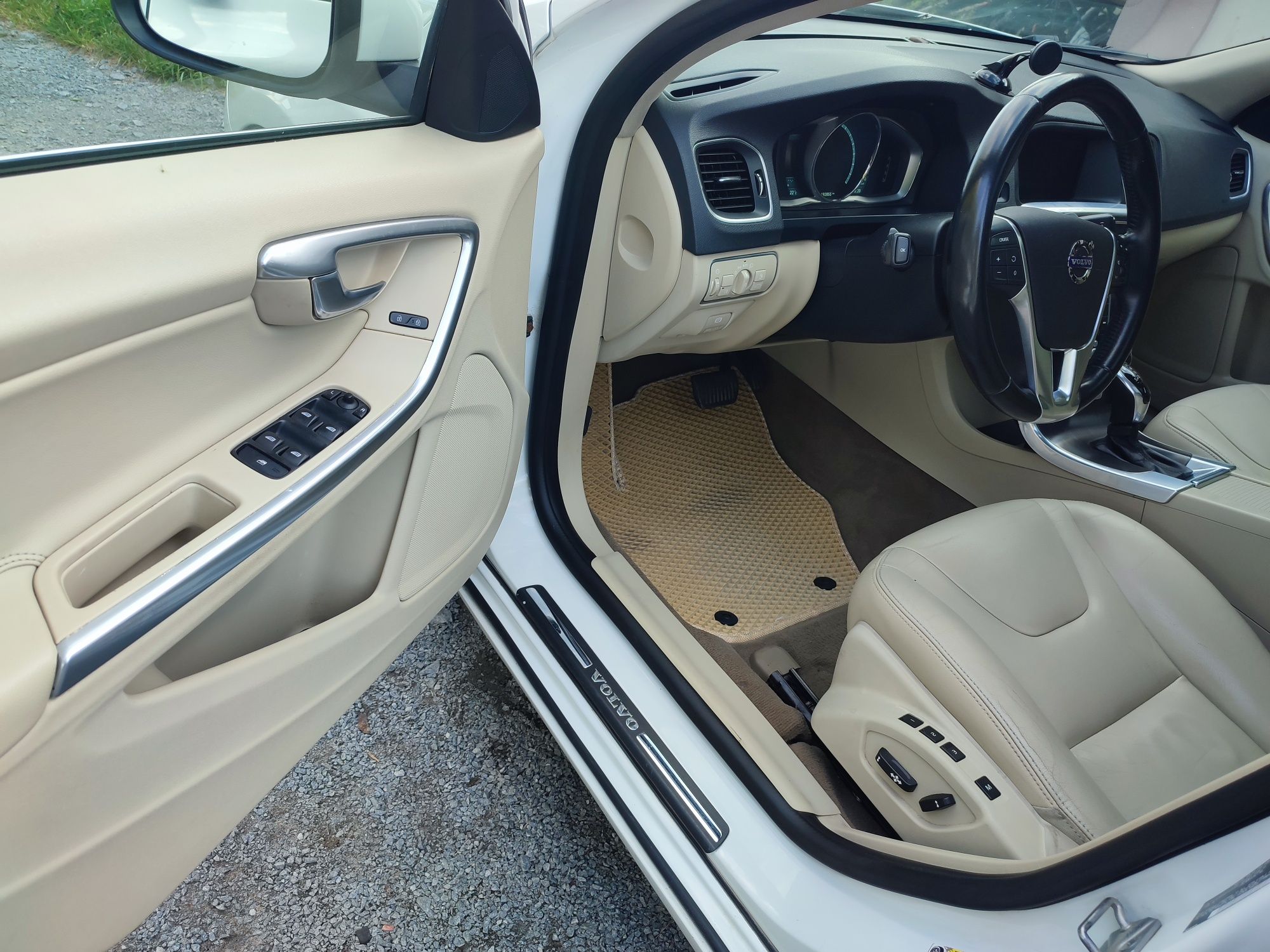 Volvo S60 2015 р.