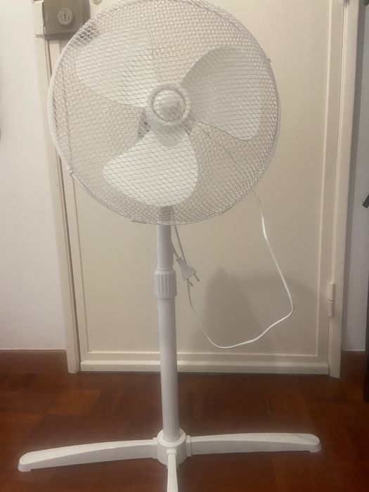 Ventoinha de pé Kunft