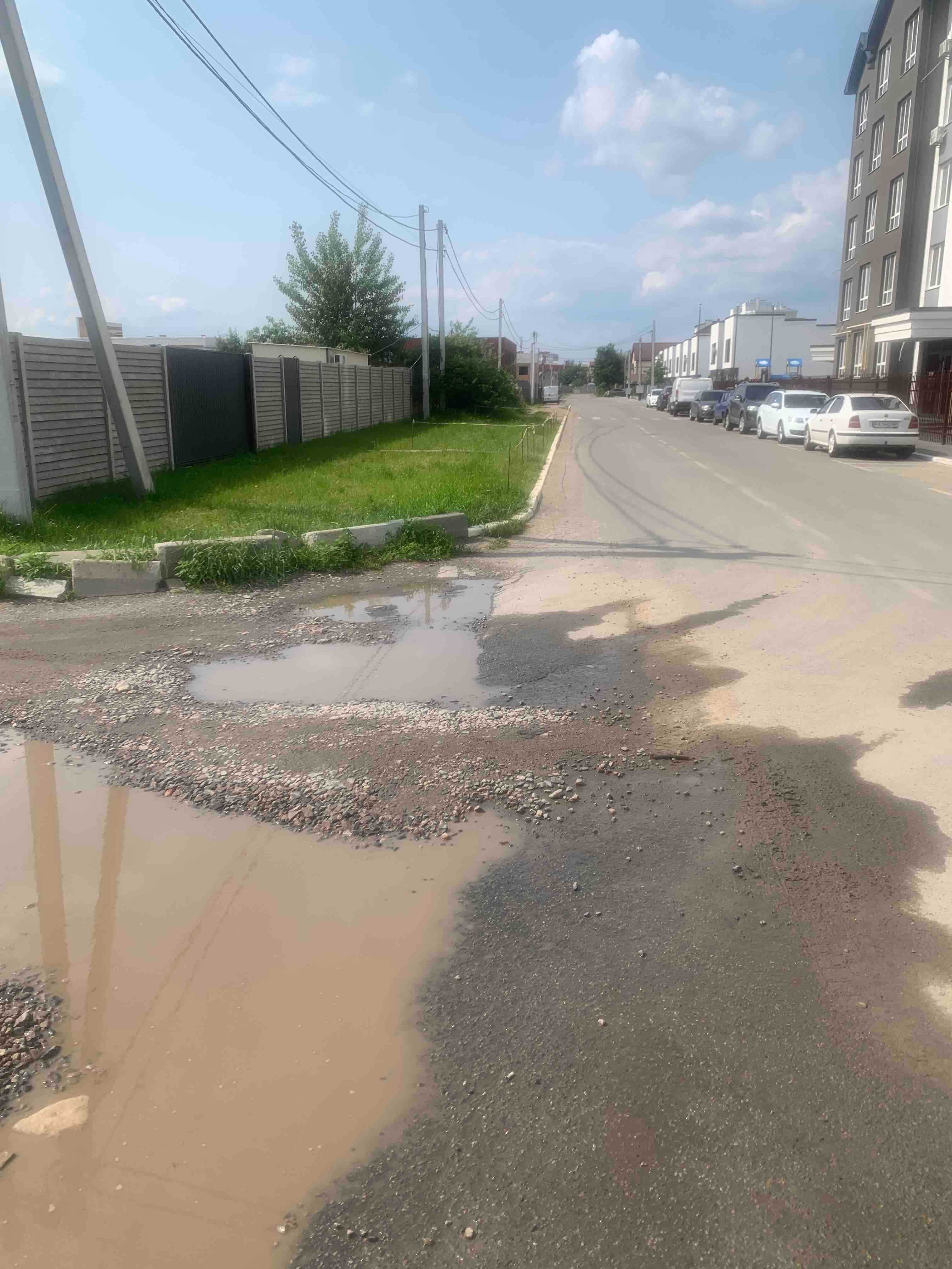 Продам ділянку 11,5 соток під комерцію Петропавлівська Борщагівка