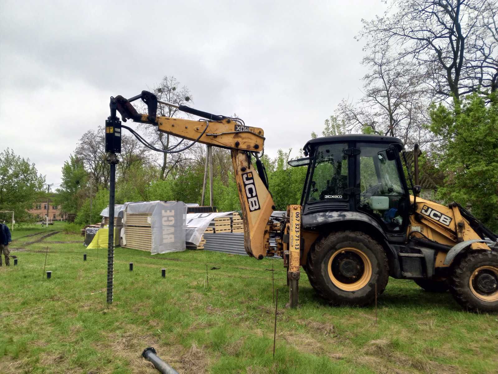 Оренда екскаватора навантажувача JCB 3 CX