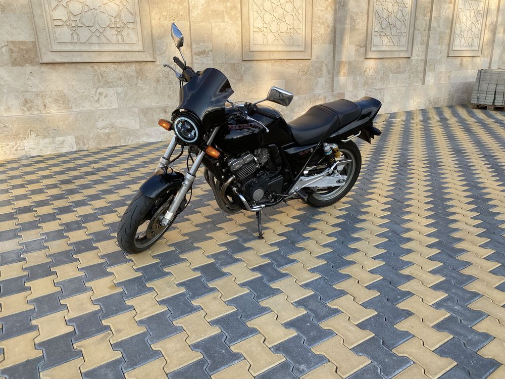 Honda cb 400 sf nc 31 2000г.в.