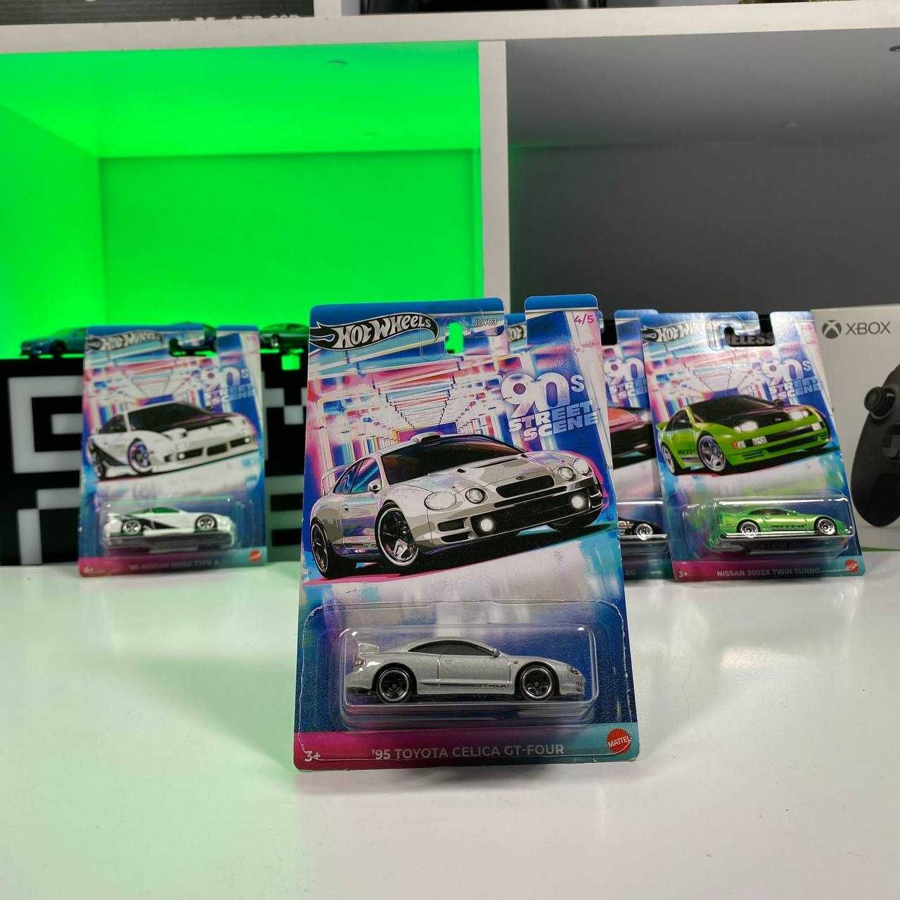 Машинка Hot Wheels серія '90s Street Scene Nissan 300ZX Новий Хот Вілс