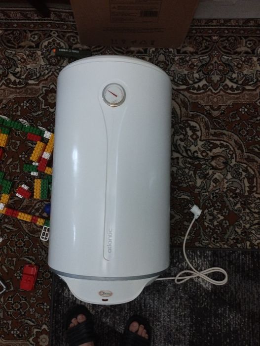 Продам бойлер на 80л