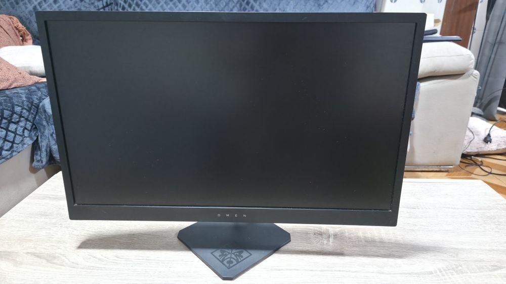 OMEN 25" 144hz gaming + Free Sync 0.5ms