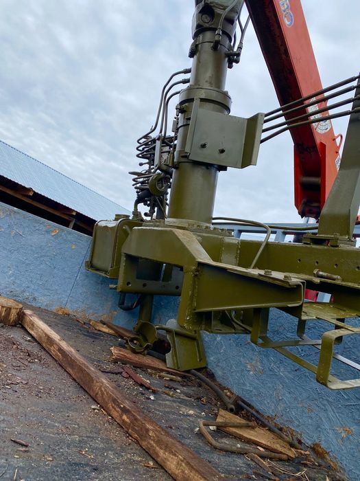 Кран манипулятор Армейский з зафатом насосом зил 131