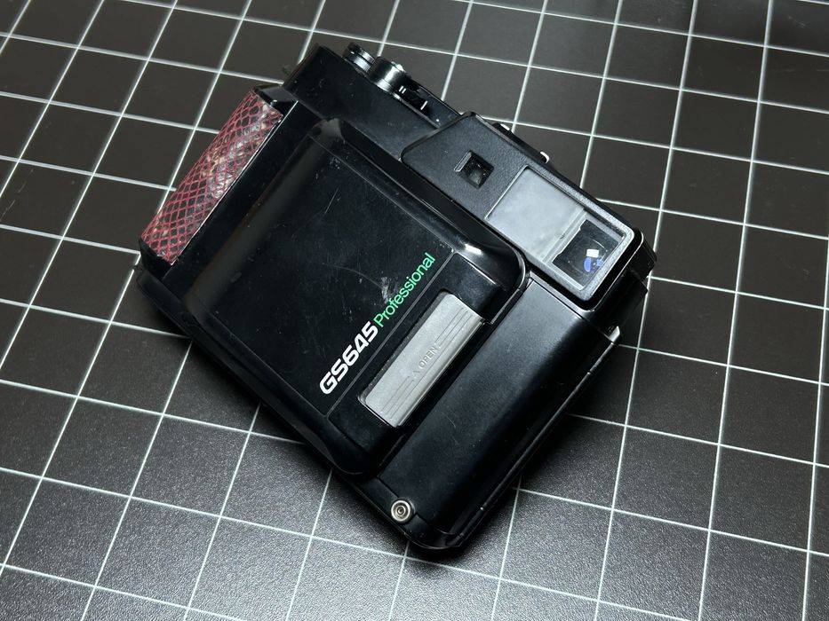 Aparat analogowy Fujica GS645 Pro