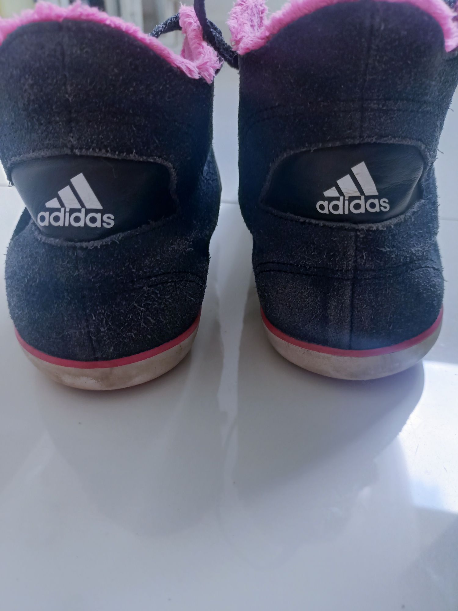 Adidas tenisówki za kostkę 36 z futerkiem