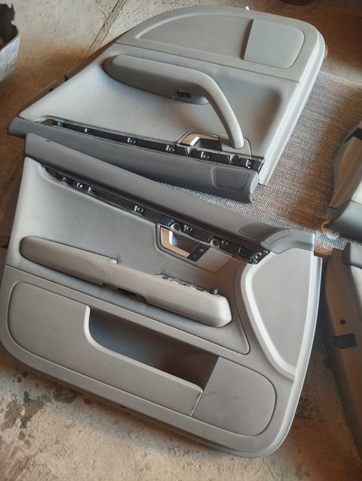 Fotele Audi A4 B7 cały komplet szare zadbane +środek,boczki ,tunel,itp