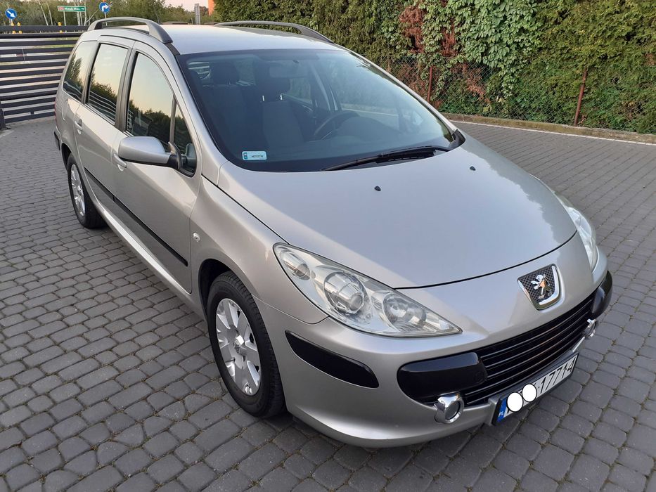 Peugeot 307 z 2006 roku.