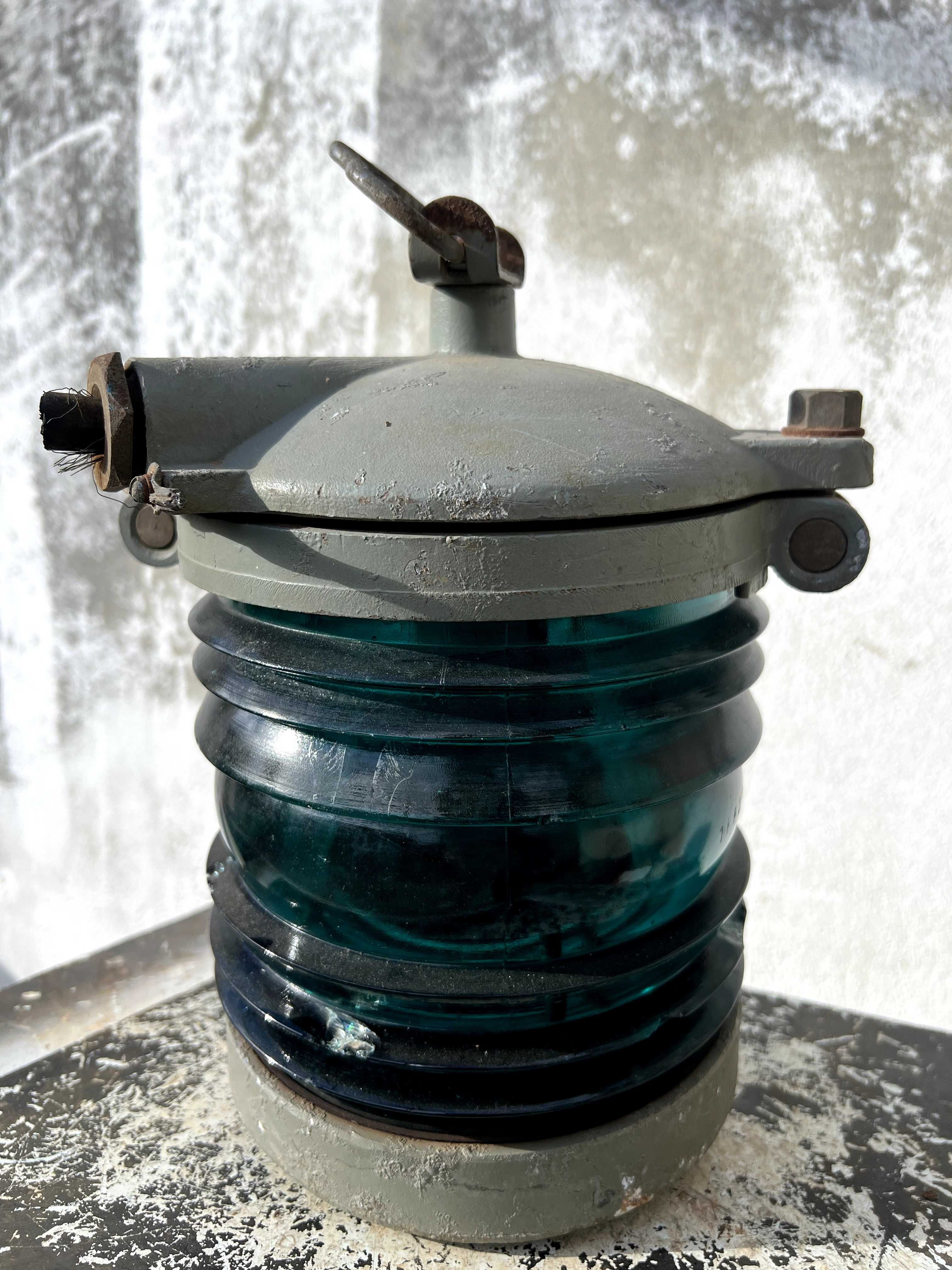 Lampada nautica antiga