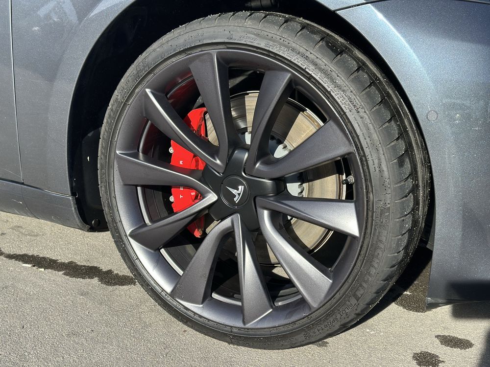 Tesla model 3 Performance 2020 poucos KMs
