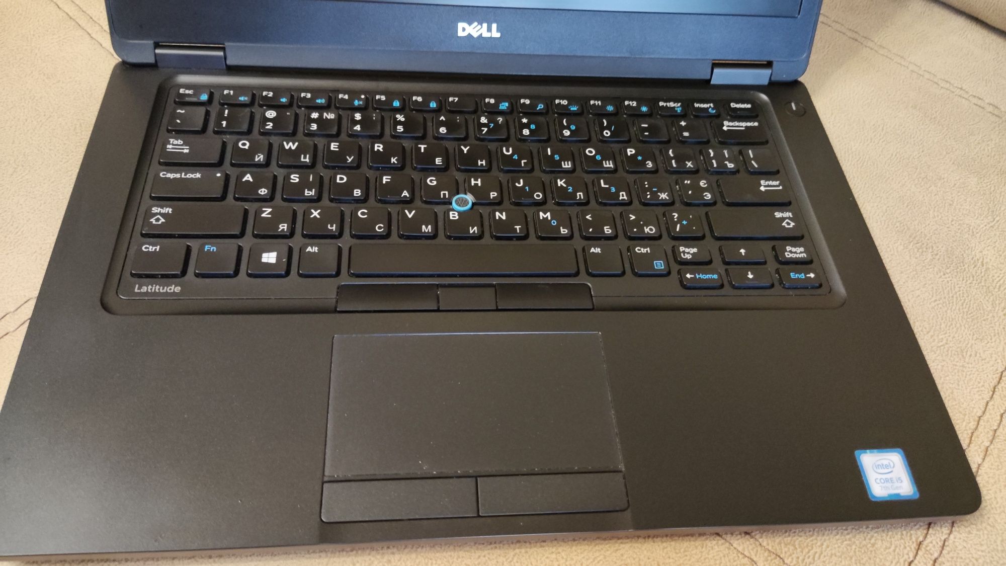 DELL 5480 14 Core i5-7200U,3.1 GHz,8ГБ,SSD 128,АКБ НОВА