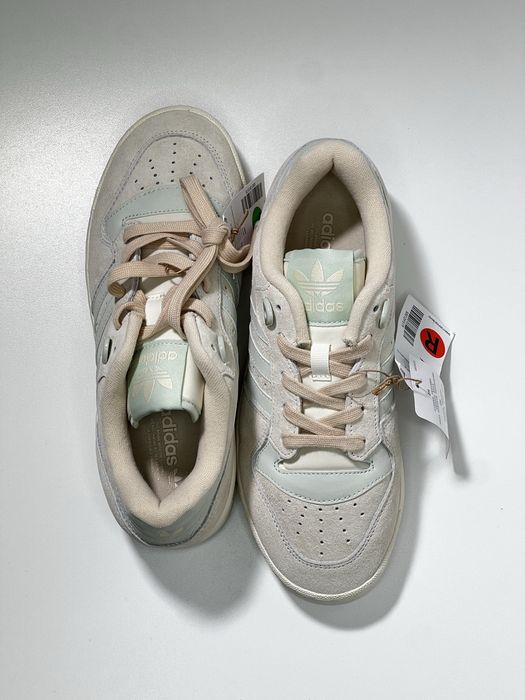 Adidas Rivalry Low нові, оригінал