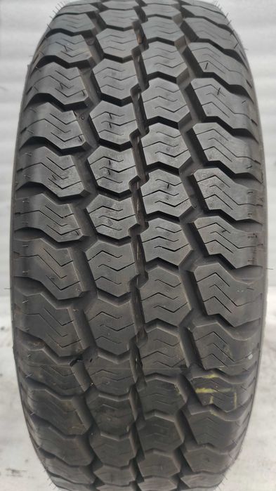 Opona Całoroczna 215/60/17C Goodyear 9mm