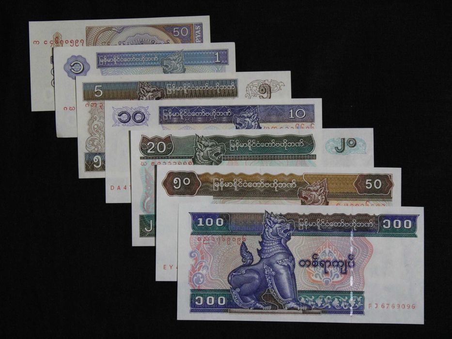 Banknoty Myanmar/Birma 7szt 50 Pyas+ 1-100 Kiat stan bankowy UNC