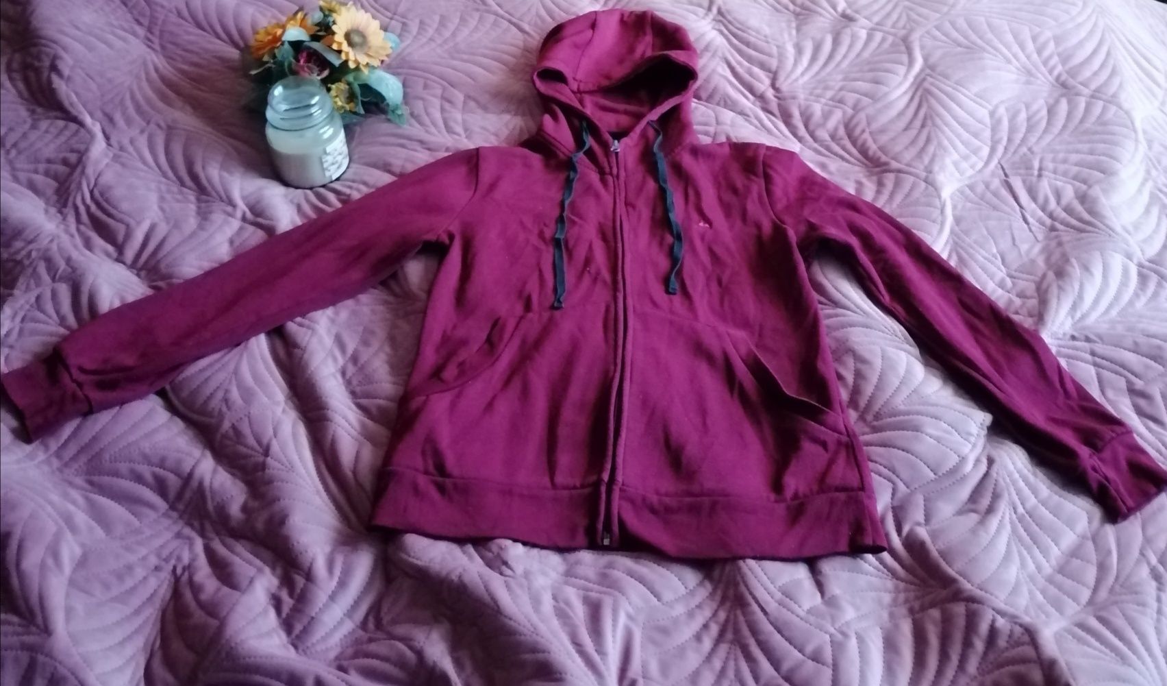 Bluza rozpinana.