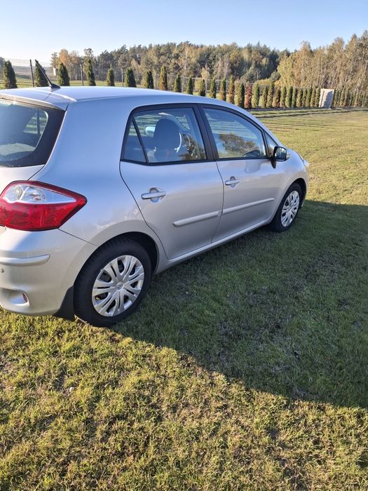 Toyota auris 2010 zadbana jak nowa