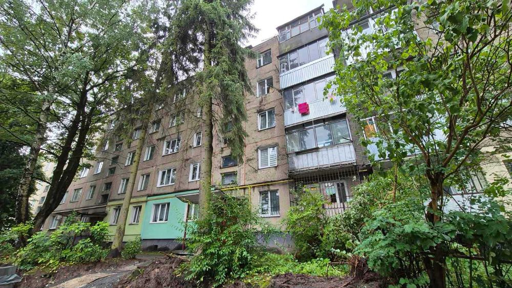 вул. Княгині Ольги продаж двокімнатної квартири з ремонтом