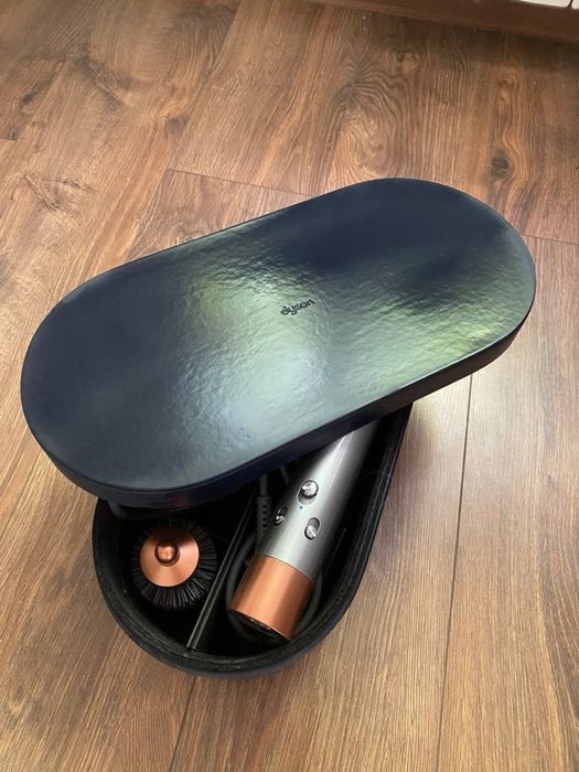 Dyson HS05 Airwrap продаю
