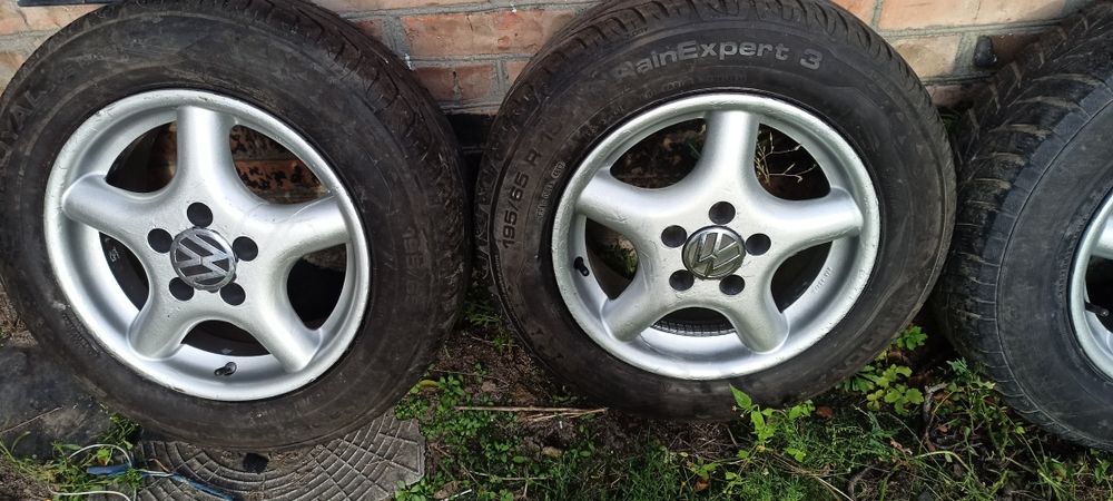 Продам тітанові діски с резиною