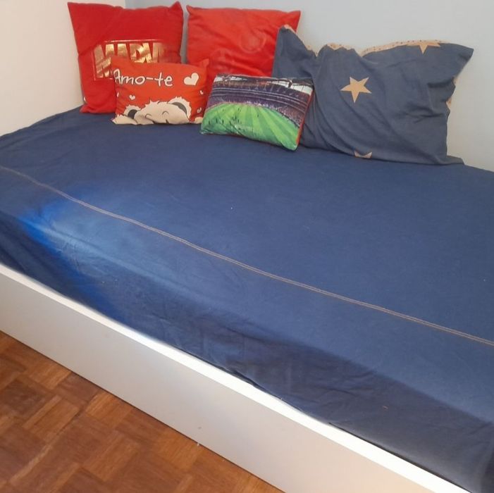 Cama de solteiro