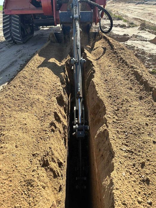 USŁUGI koparką łańcuchową Ditch Witch RT125Q pługoukładacz , wynajem