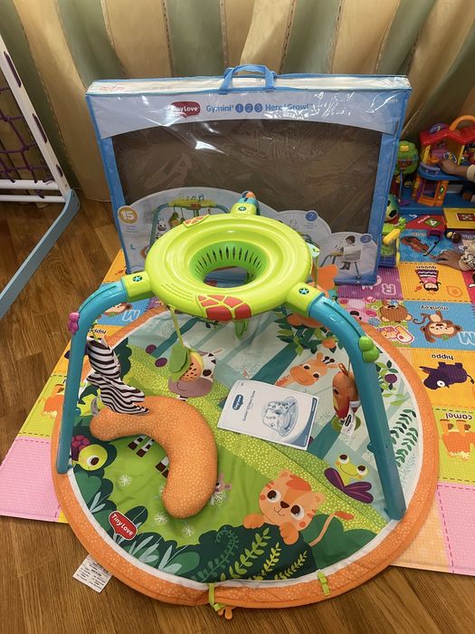 Розвивальний килимок зі столиком Tiny love Я росту