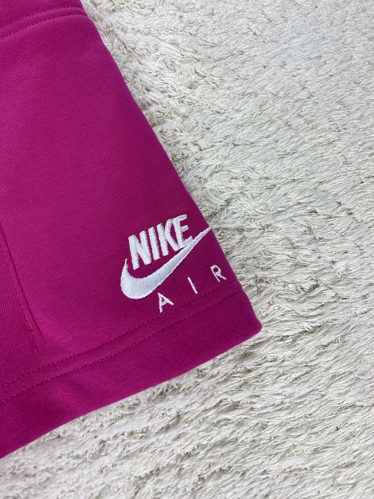 Шорты Nike big logo nsw swoosh tech fleece шорти