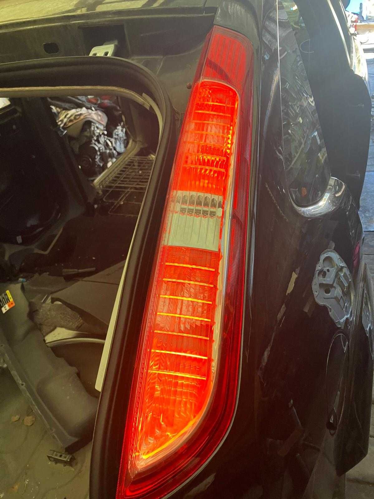 Ford Focus mk2 lift hb lampy tylne led