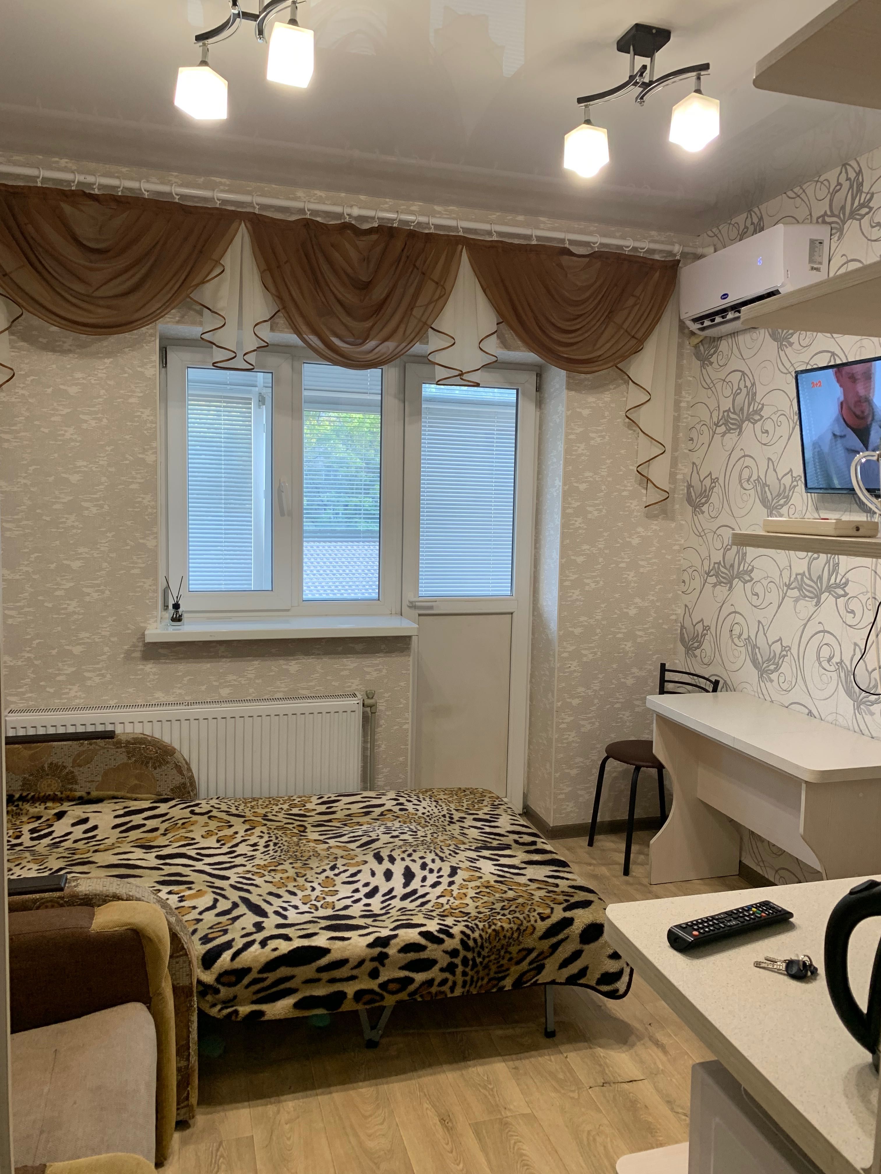 Посуточно  метро Захисників стадіон Металіст