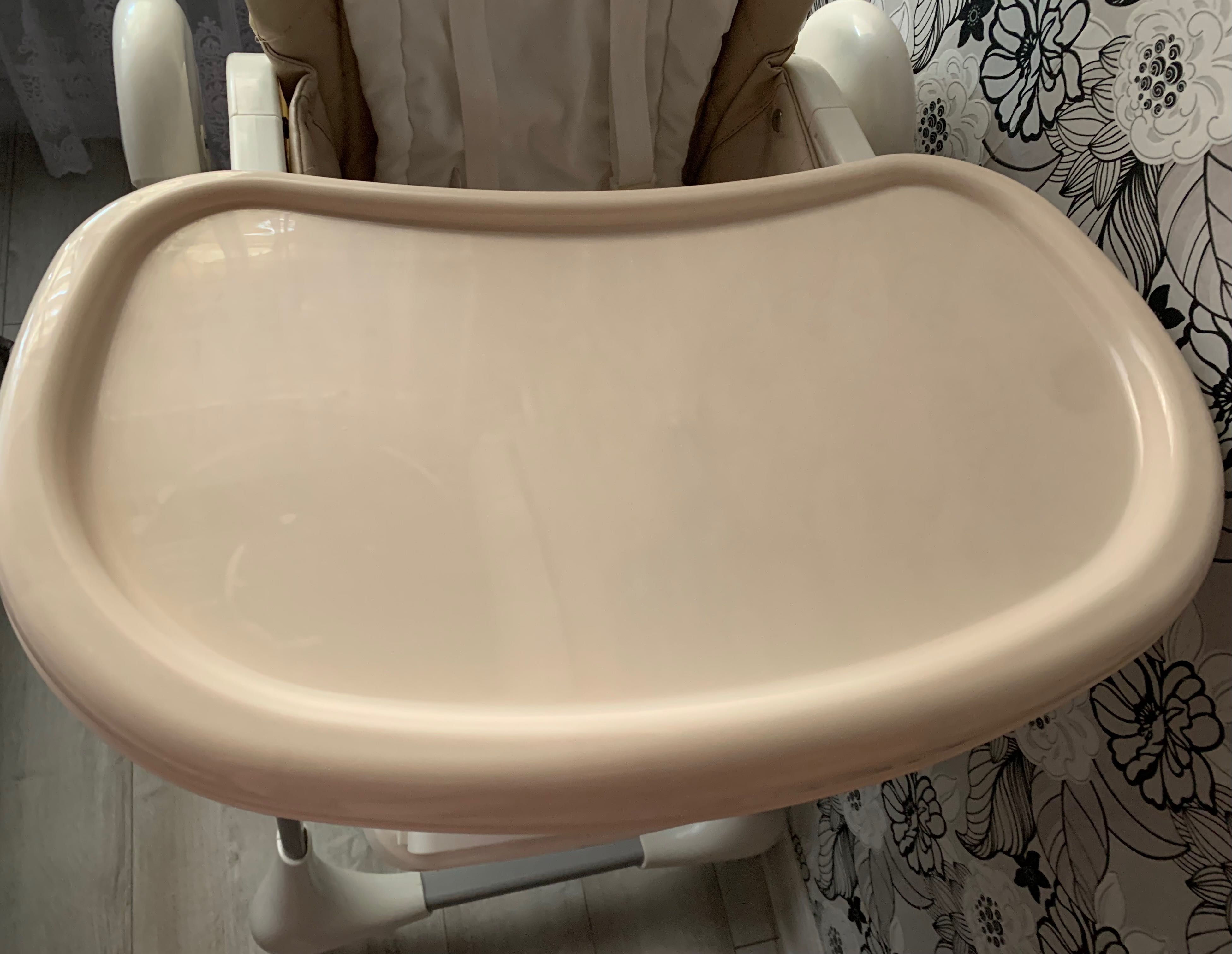 Стул для кормления Carrello Toffe