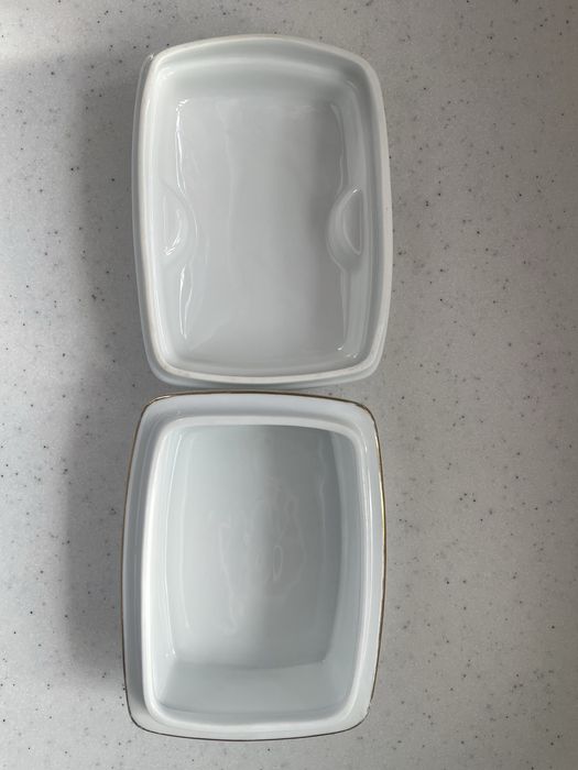 Maselniczka porcelanowa Jarolina