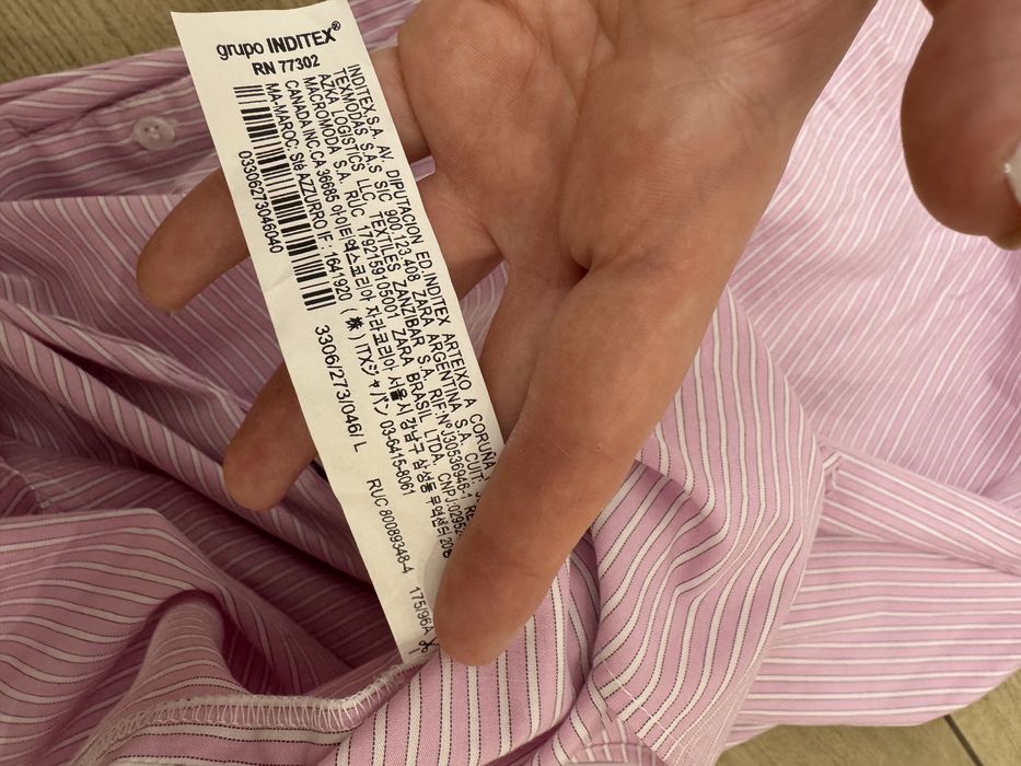 koszulowa sukienka zara rozowa bawelna  w paski biala na jedno ramie