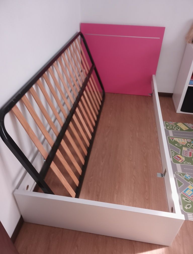 Cama solteiro rosa + colchão
