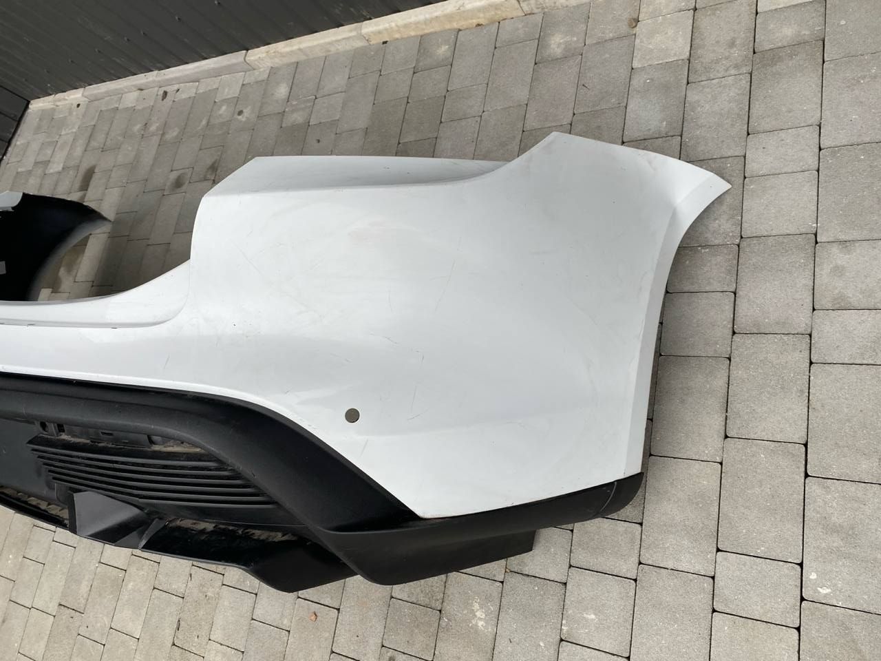 Porsche taycan cross turismo  бампер задній 9j0807983