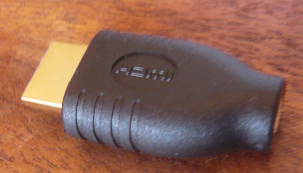 Adaptador HDMI macho para micro HDMI fêmea
