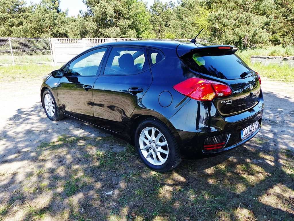 Kia Cee'd 1.4 CRDI*TEAM16*Klima*Pełna Elektryka*Kamera*Podgrz.Fotele!!