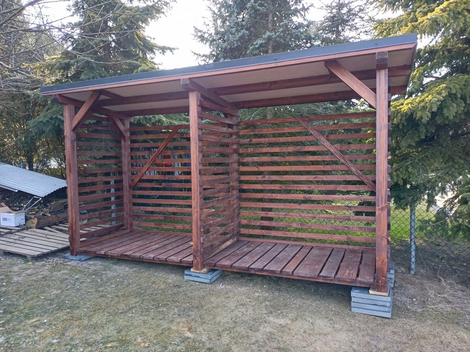 Drewutnia 4mx1.2m składzik