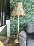 Lampa stojąca antyczna