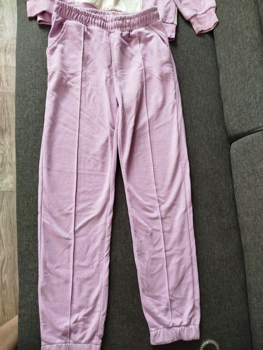 Спортивний костюм для дівчинки